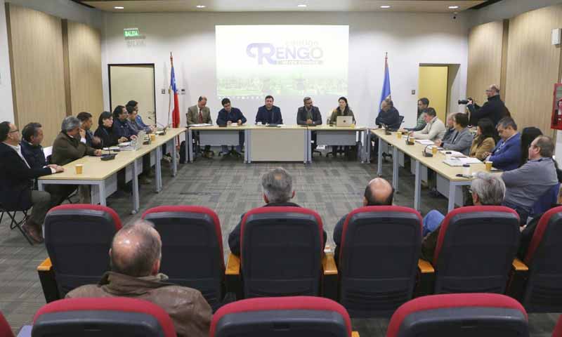 CORE aborda proyecto de Embalse Bollenar que busca combatir la sequía y fortalecer la agricultura local